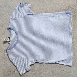 Heathered Periwinkle and White Short Sleeve T-Shirt - Medium